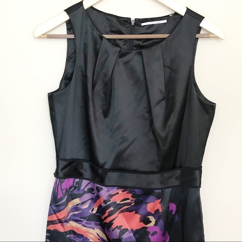 T Tahari Purple Red Black Floral Sheath Shift Bodycon Satiny Dress 10 - Picture 5 of 9
